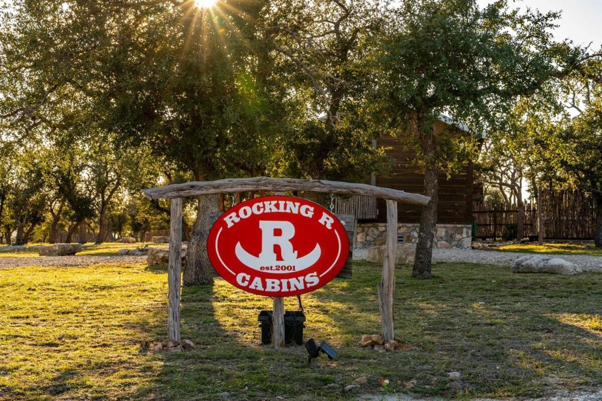 Rockin' R - Rustic Star